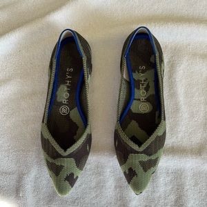 Rothy’s Olive Camo Points, Size 7, VGUC Retired Style